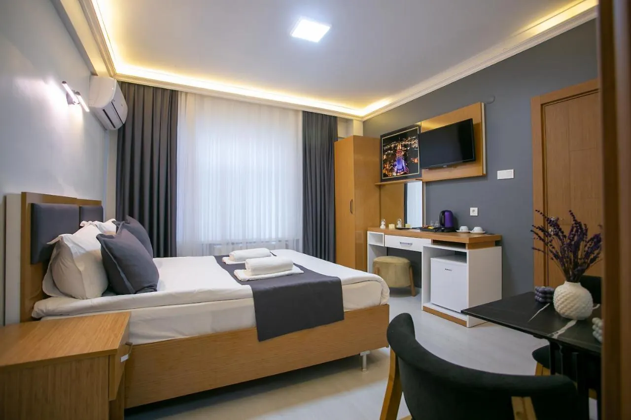 Blau Gruen Istanbul Otel
